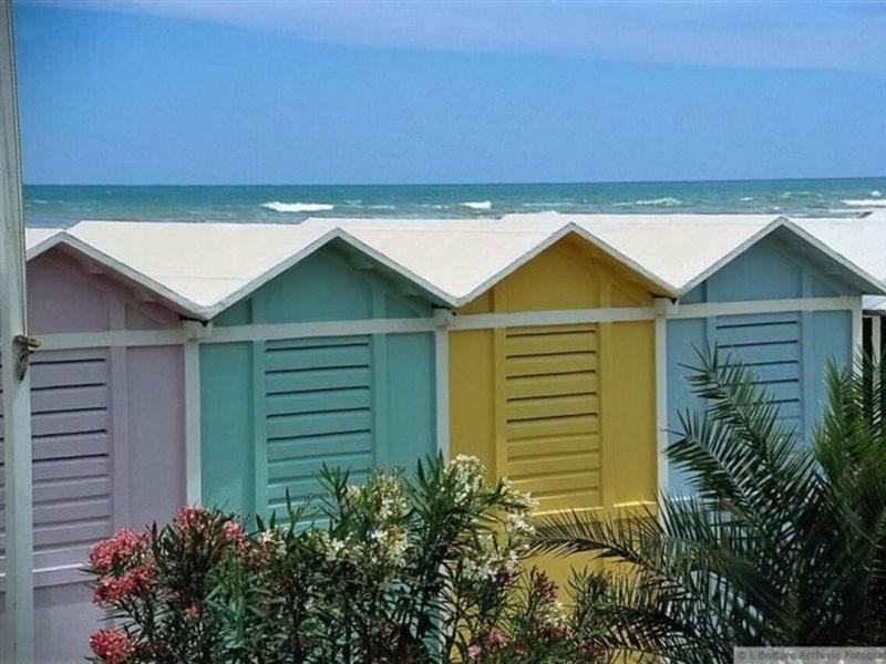 Hotel Riviera Rimini Bagian luar foto