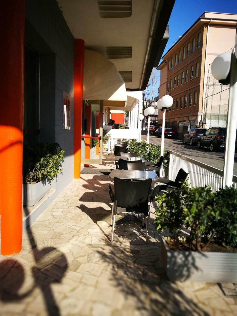 Hotel Riviera Rimini Bagian luar foto